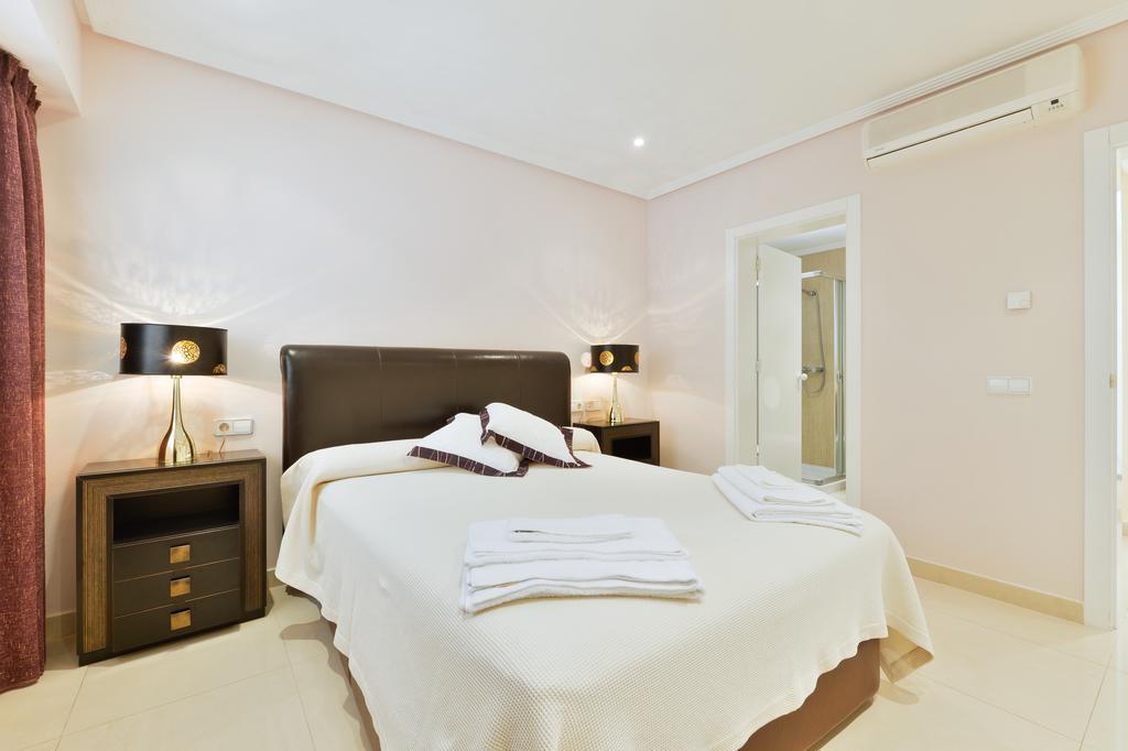 Villa Con Piscina Gigante Sant Francesc de s'Estany Room photo