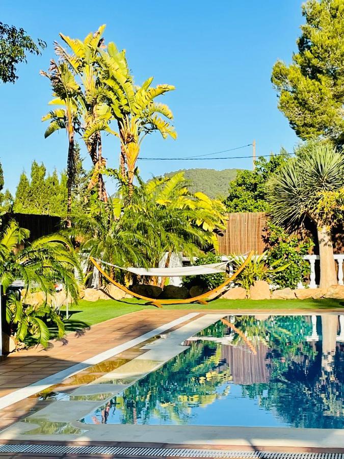 Villa Con Piscina Gigante Sant Francesc de s'Estany Exterior photo