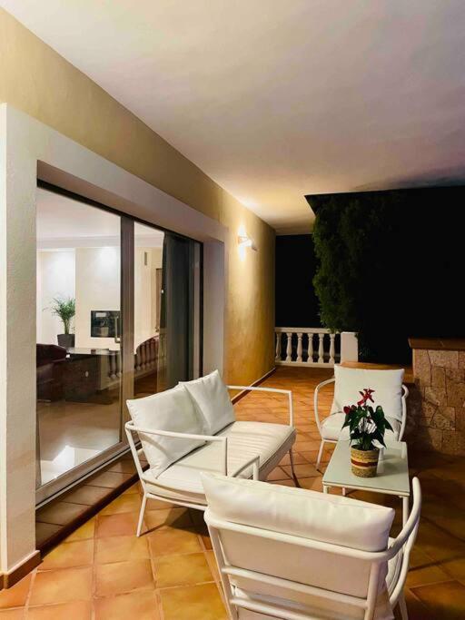 Villa Con Piscina Gigante Sant Francesc de s'Estany Exterior photo