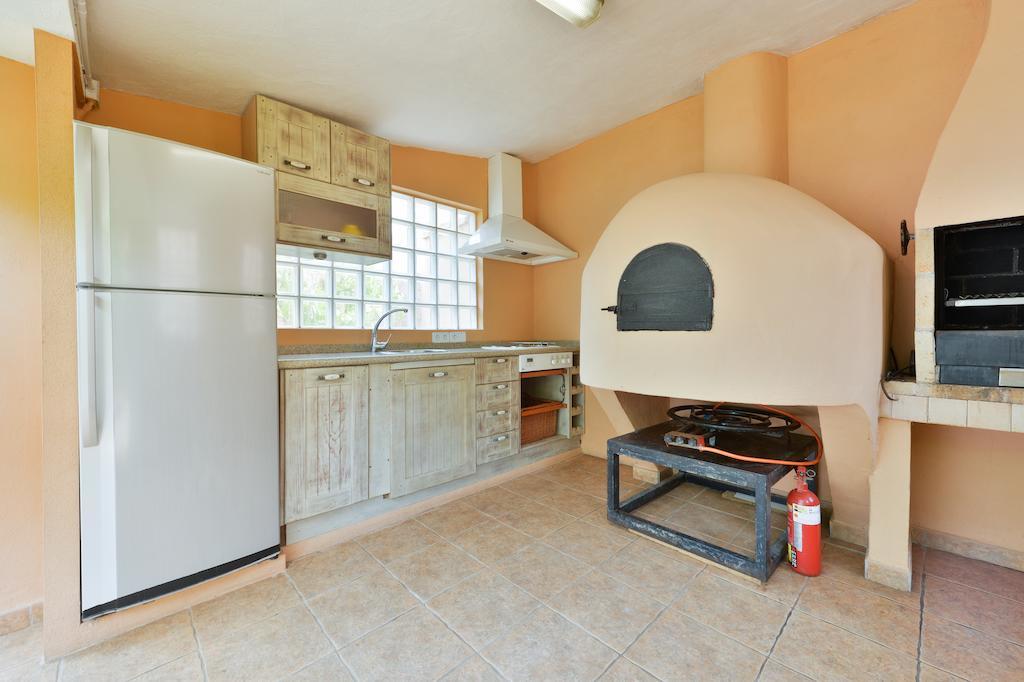 Villa Con Piscina Gigante Sant Francesc de s'Estany Room photo