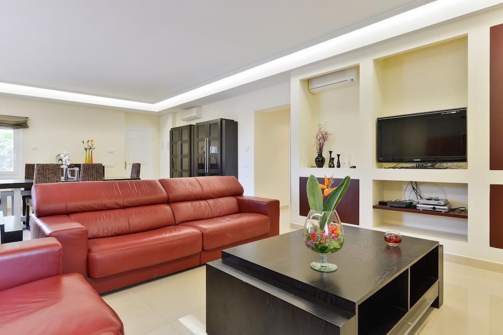 Villa Con Piscina Gigante Sant Francesc de s'Estany Room photo
